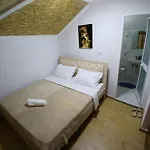 Anjel Piskupat