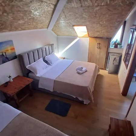 Anjel Konukevi 3*